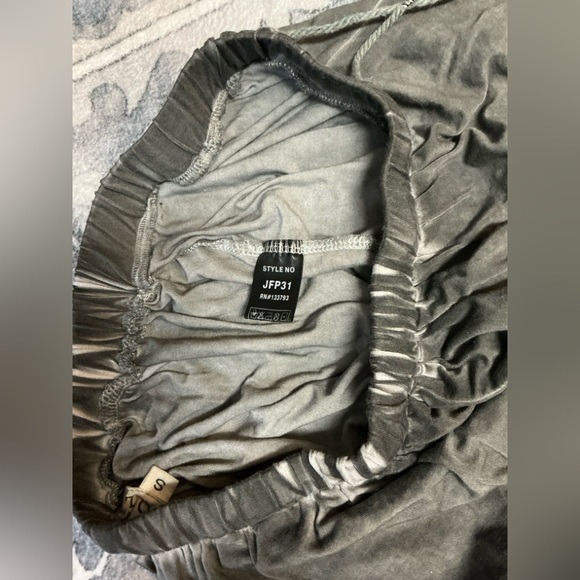 POL Charcoal Gray Elastic Shorts with Lace Trim and Tassel Detail - Picture 8 of 9